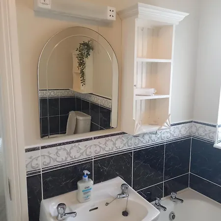 Adare House 3* Γουέστπορτ