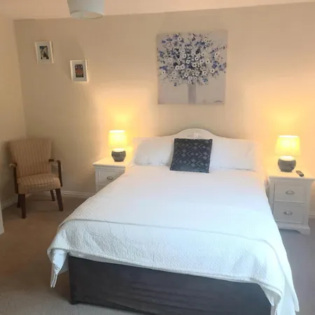 Adare House Guest house *
